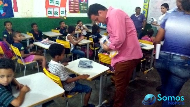 Entrega de uniforme escolar IMG 20170904 165524797