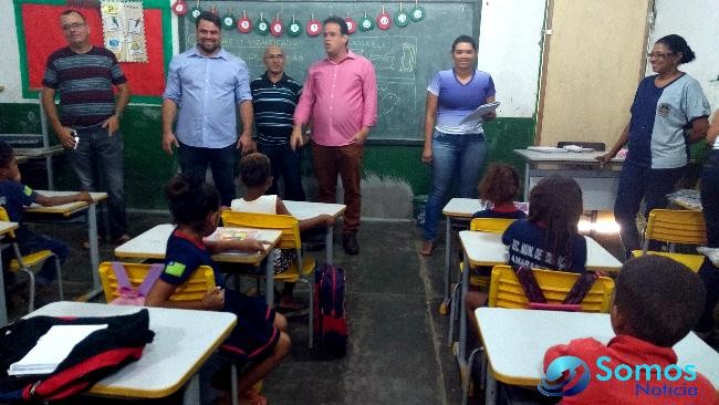 Entrega de uniforme escolar IMG 20170904 170149354