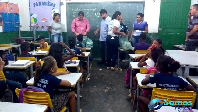 Entrega de uniforme escolar IMG 20170904 170540745