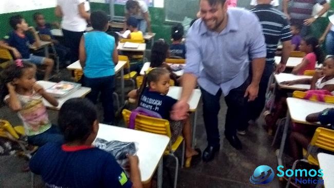 Entrega de uniforme escolar IMG 20170904 170641535