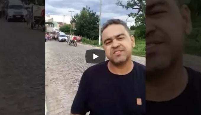 Somos Notícia: morador critica festa de carnaval durante cortejo em Jaicós