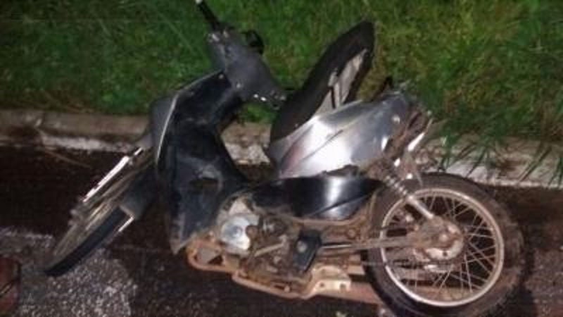 veículo moto mulher colisão campo maior