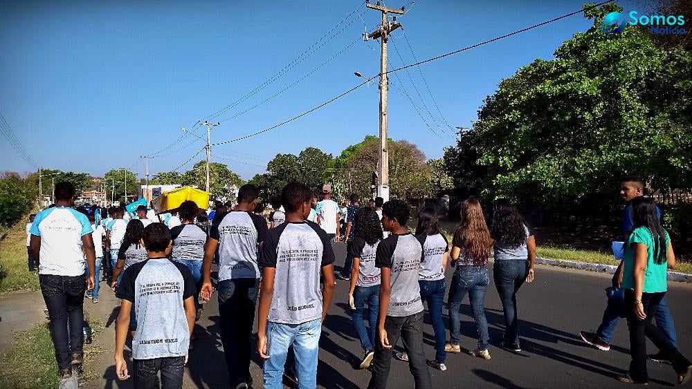 Caminhada Escola Antonio Castro dia da árvore Amarante