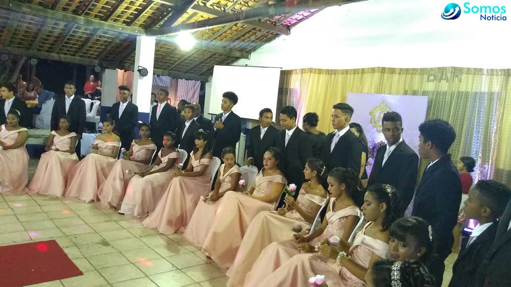 sonho de menina baile debutante prefeitura amarante