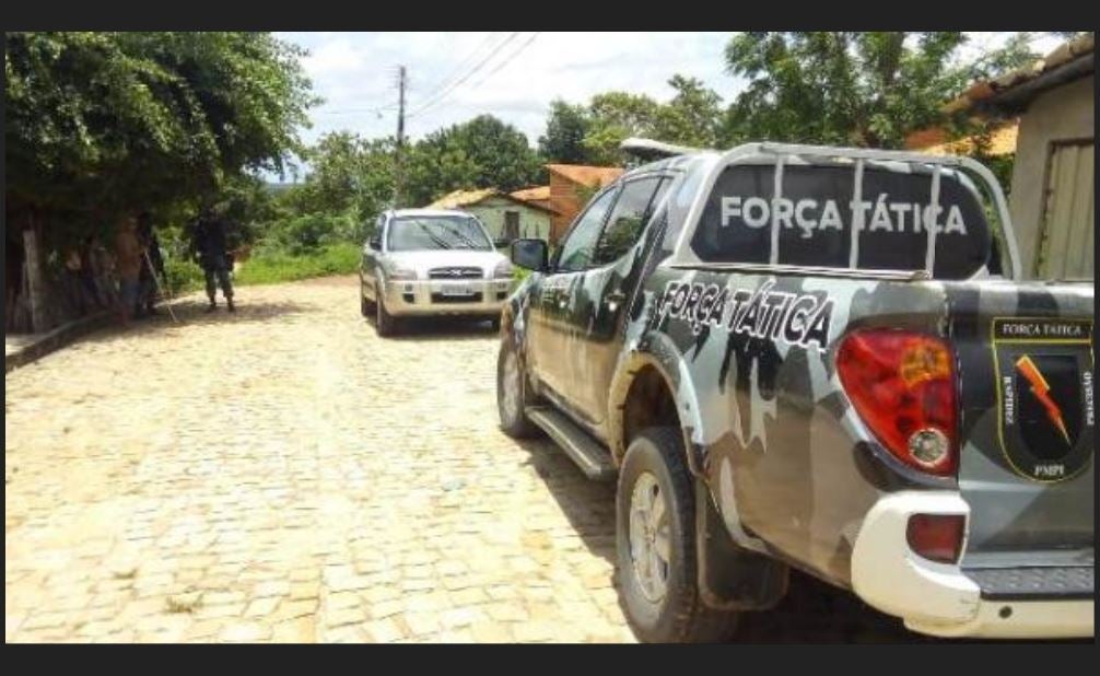 veículo roubado em floriano força tática