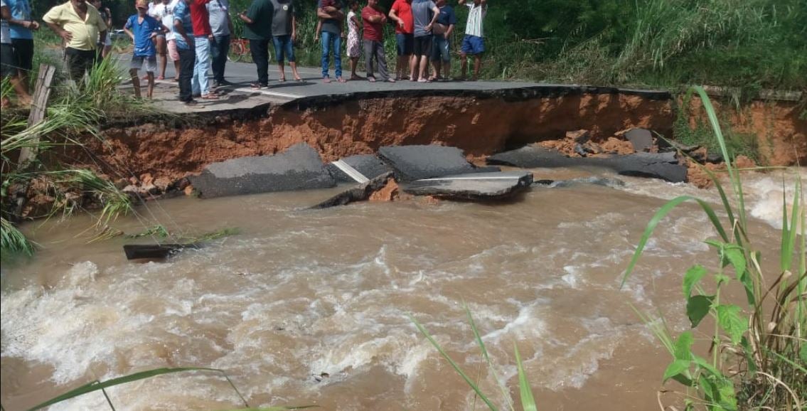 rompimento de açude zé doca