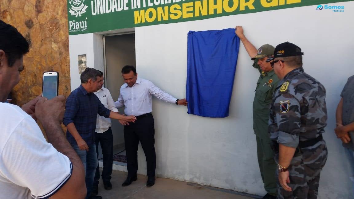 Unidade Integrada em Monsenhor Gil inauguração