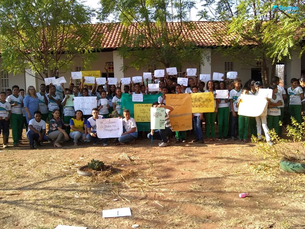 roda de conversa sobre as queimadas na Amazônia Amarante