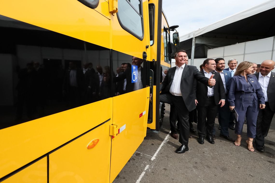 200 ônibus em Goiás Jair Bolsonaro