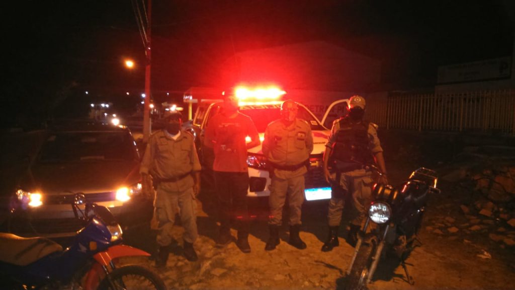 Armas e motos apreendidas: Civil e Militar de Amarante realizam rondas em bairros nesse sábado