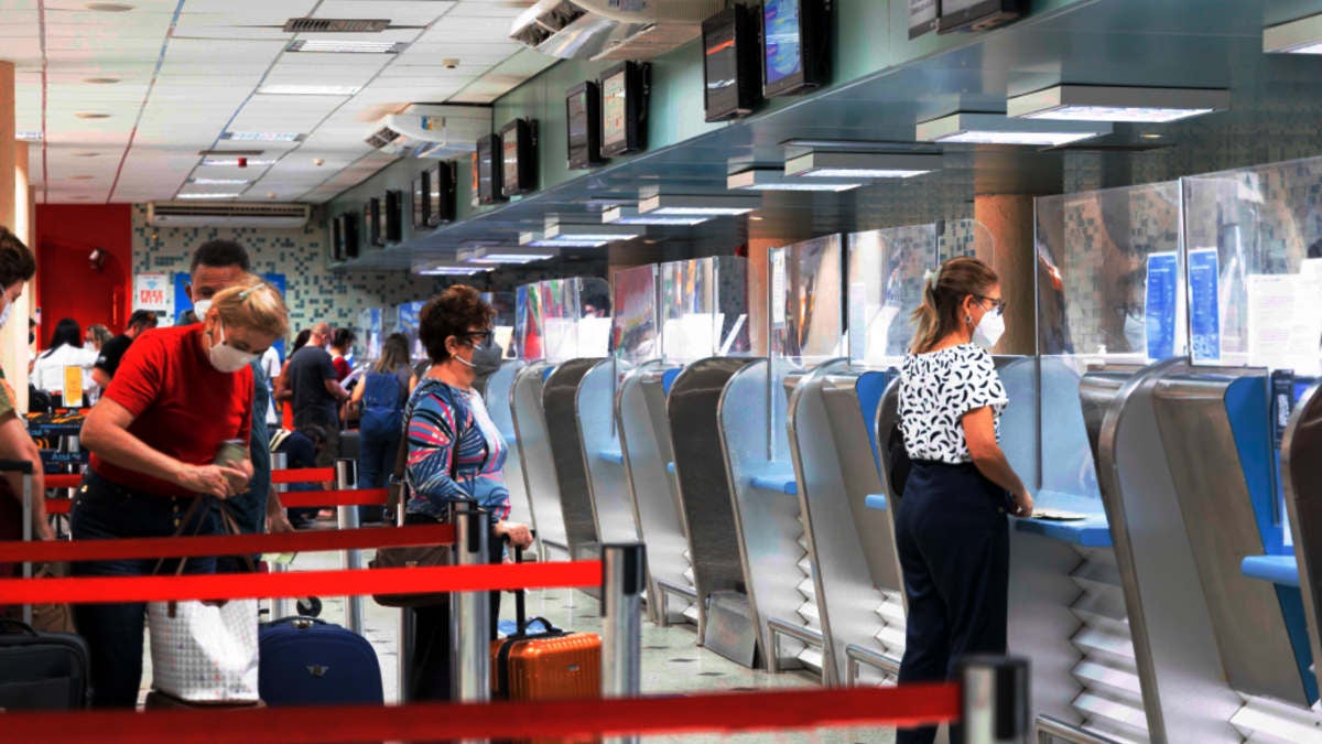 Aeroporto objetos perdidos abril