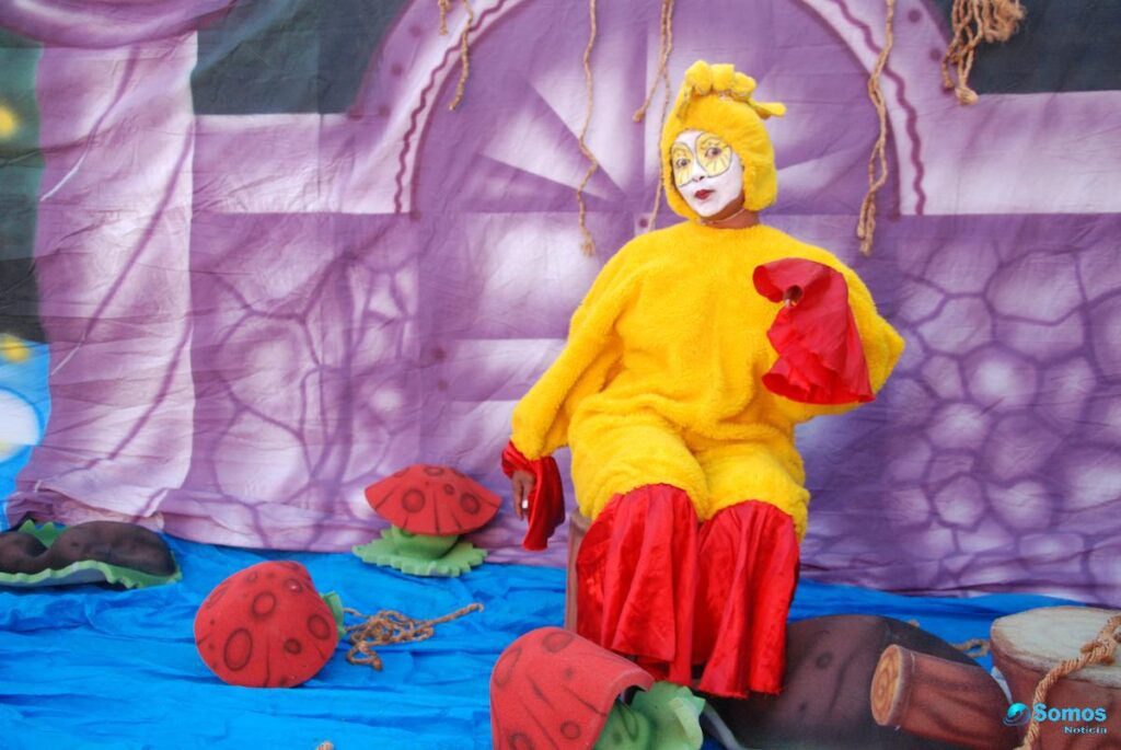 Festival Teatro atriz iraci