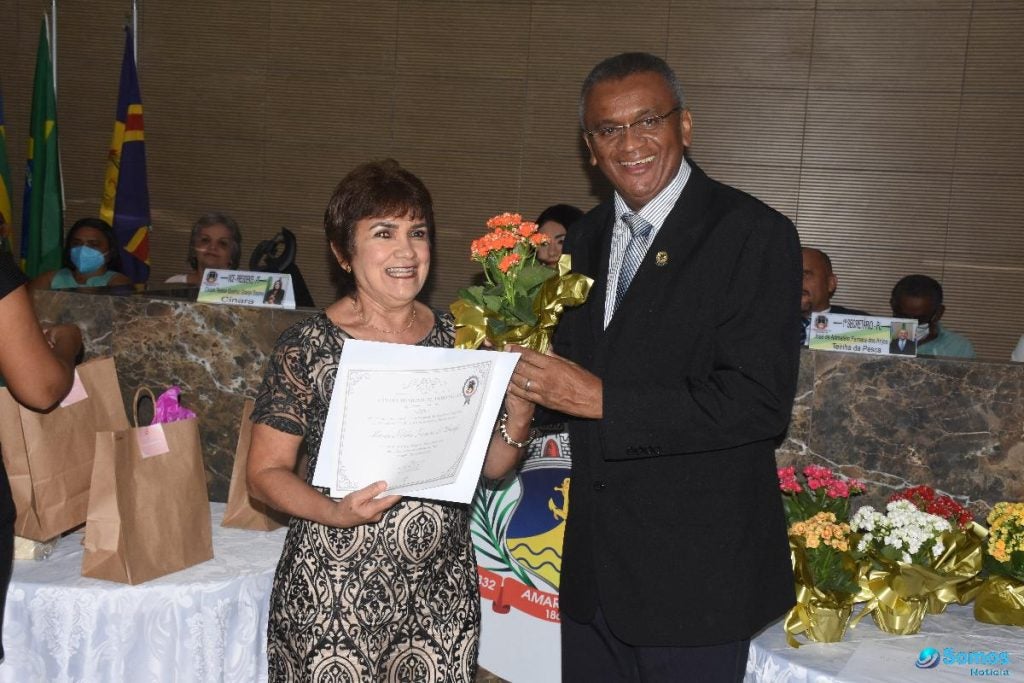 Mulheres empreendedoras de Amarante recebem certificado durante homenagem na Câmara de Vereadores