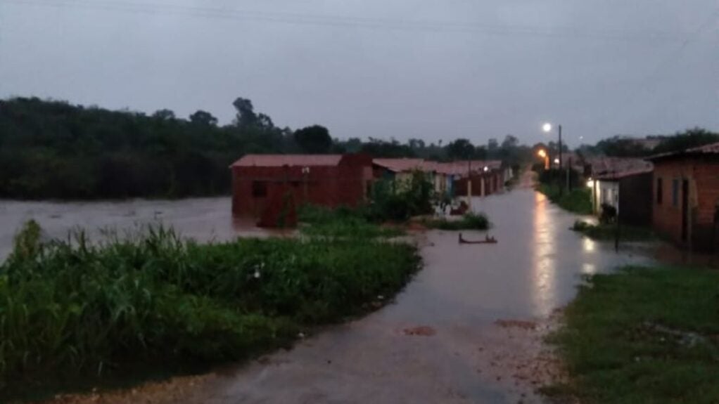 Inmet alerta para fortes chuvas em Amarante nesta sexta-feira