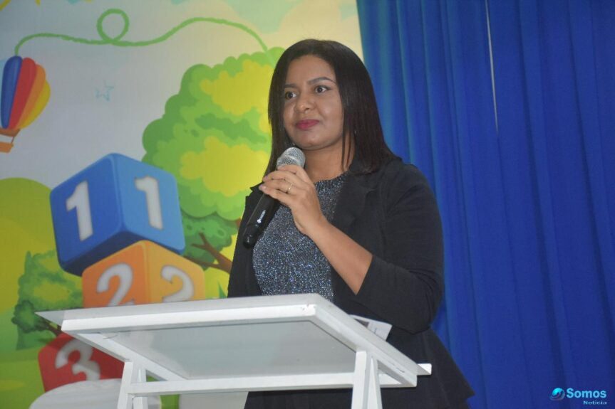 Escola Tia Malena realiza 'Formatura do ABC' em Regeneração