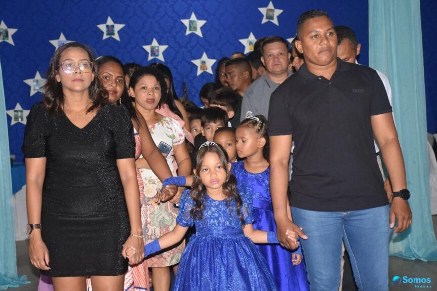 Escola Tia Malena realiza 'Formatura do ABC' em Regeneração