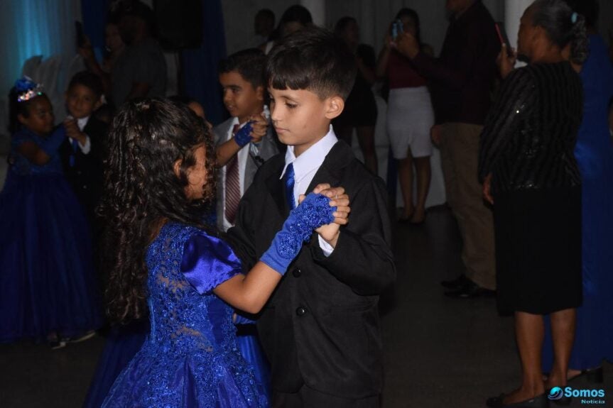 Escola Tia Malena realiza 'Formatura do ABC' em Regeneração