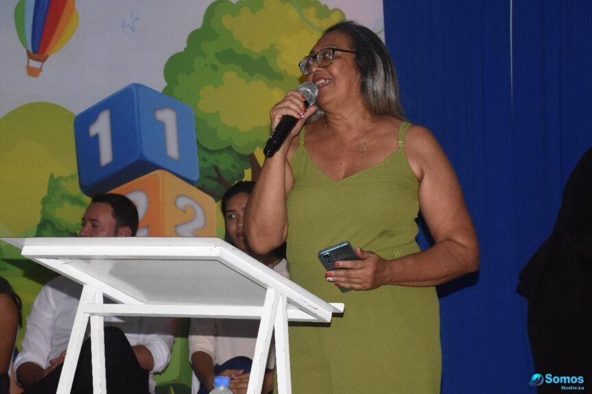 Escola Tia Malena realiza 'Formatura do ABC' em Regeneração