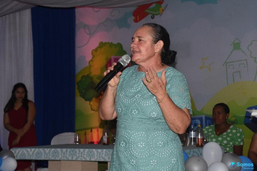 Escola Tia Malena realiza 'Formatura do ABC' em Regeneração