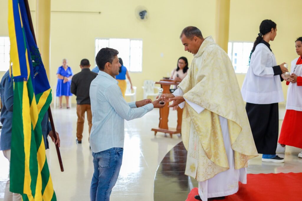 Gestão municipal e Câmara de Vereadores comemoram aniversário de Pajeú do Piauí com inaugurações