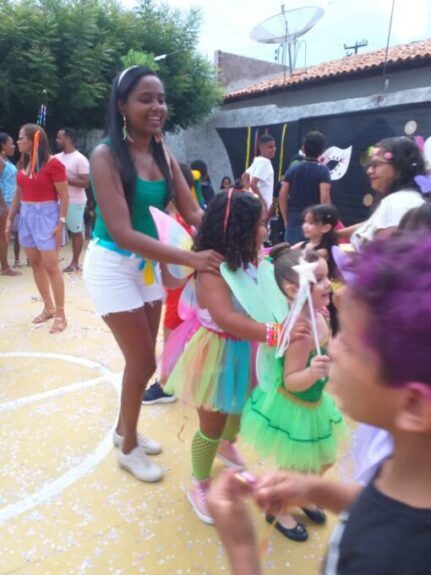 Em Amarante, pequenos foliões fazem a animação no Carnaval do Grupo Pitágoras