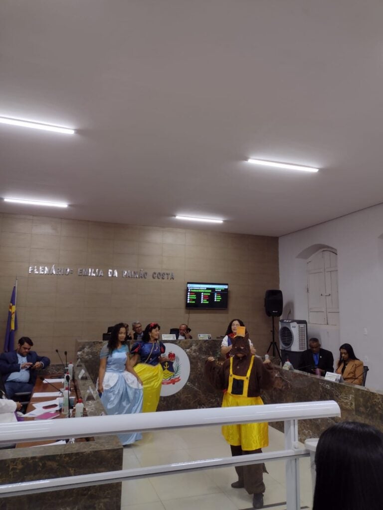 Em Amarante, Teatro Te Amar se apresenta aos Vereadores e pede apoio para continuidade do grupo