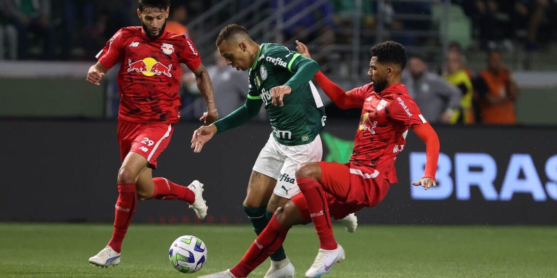 Bragantino arranca empate e impede Palmeiras de assumir ponta