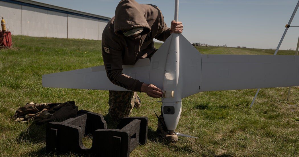 Drones de ataque caseiros, baratos e letais são vitais para a Ucrânia