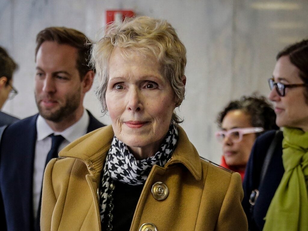 E Jean Carroll adiciona comentários pós-veredicto de Trump ao caso de difamação
