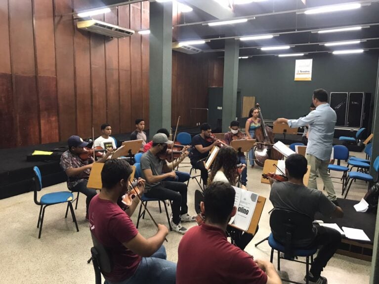 Projeto Banda Escola reúne alunos no Palácio da Música