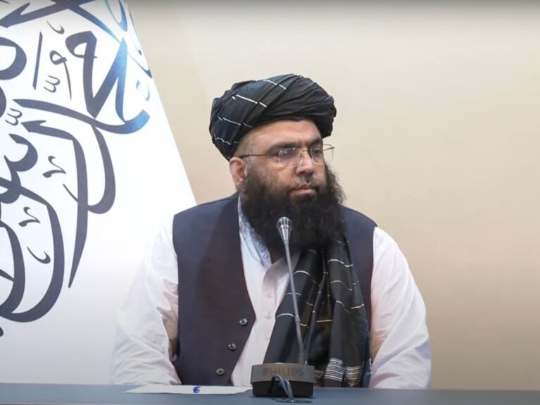 Quem é Maulvi Abdul Kabir, o novo PM do Afeganistão nomeado pelo Talibã?