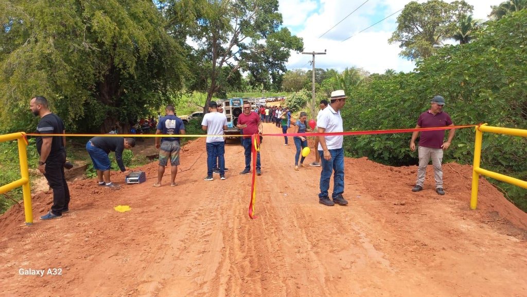 Comunidade São Bento celebra inauguração da tão sonhada ponte sobre o Riachão, em São Francisco do MA