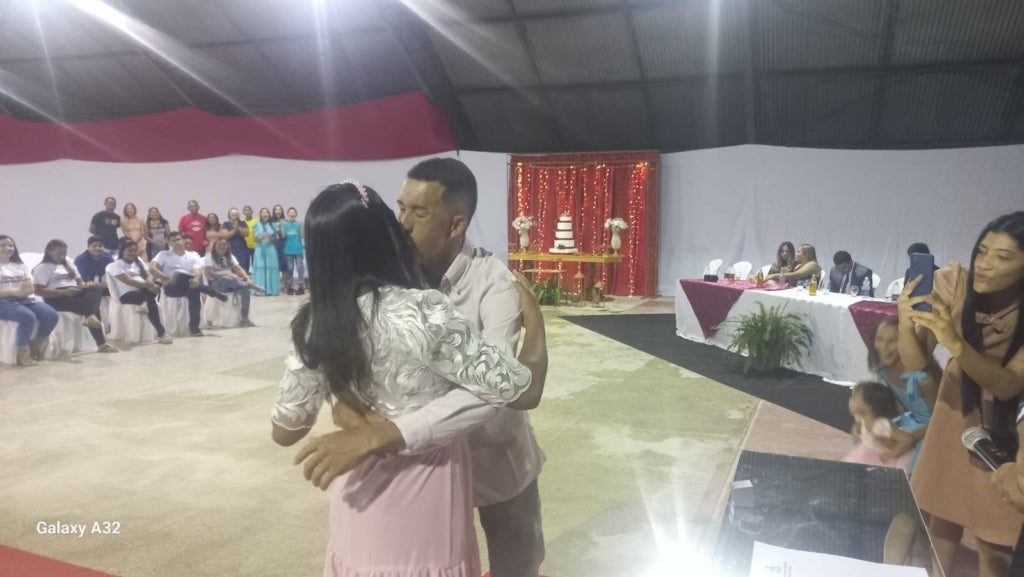 Amor em festa: 20 casais oficializam união em casamento comunitário em São Francisco do Maranhão