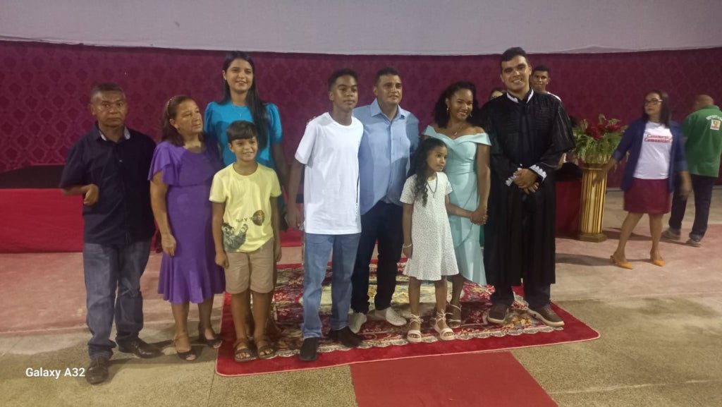 Amor em festa: 20 casais oficializam união em casamento comunitário em São Francisco do Maranhão