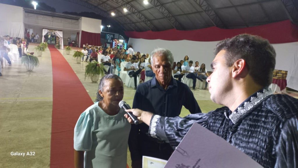 Amor em festa: 20 casais oficializam união em casamento comunitário em São Francisco do Maranhão