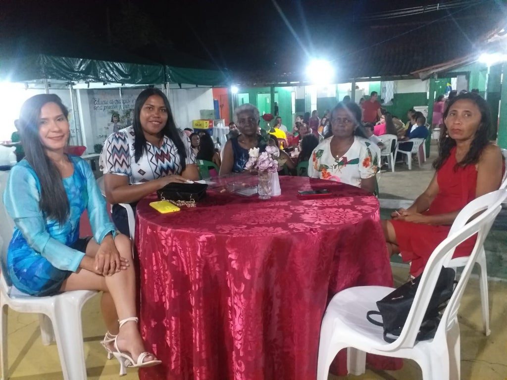 Grupo Pitágoras celebra a semana das mães com programação especial