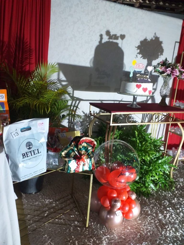 Grupo Pitágoras celebra a semana das mães com programação especial