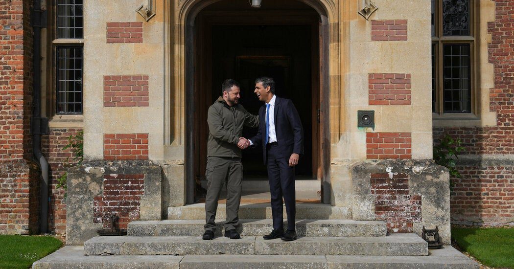 Zelensky visita o Reino Unido para negociações sobre ajuda militar