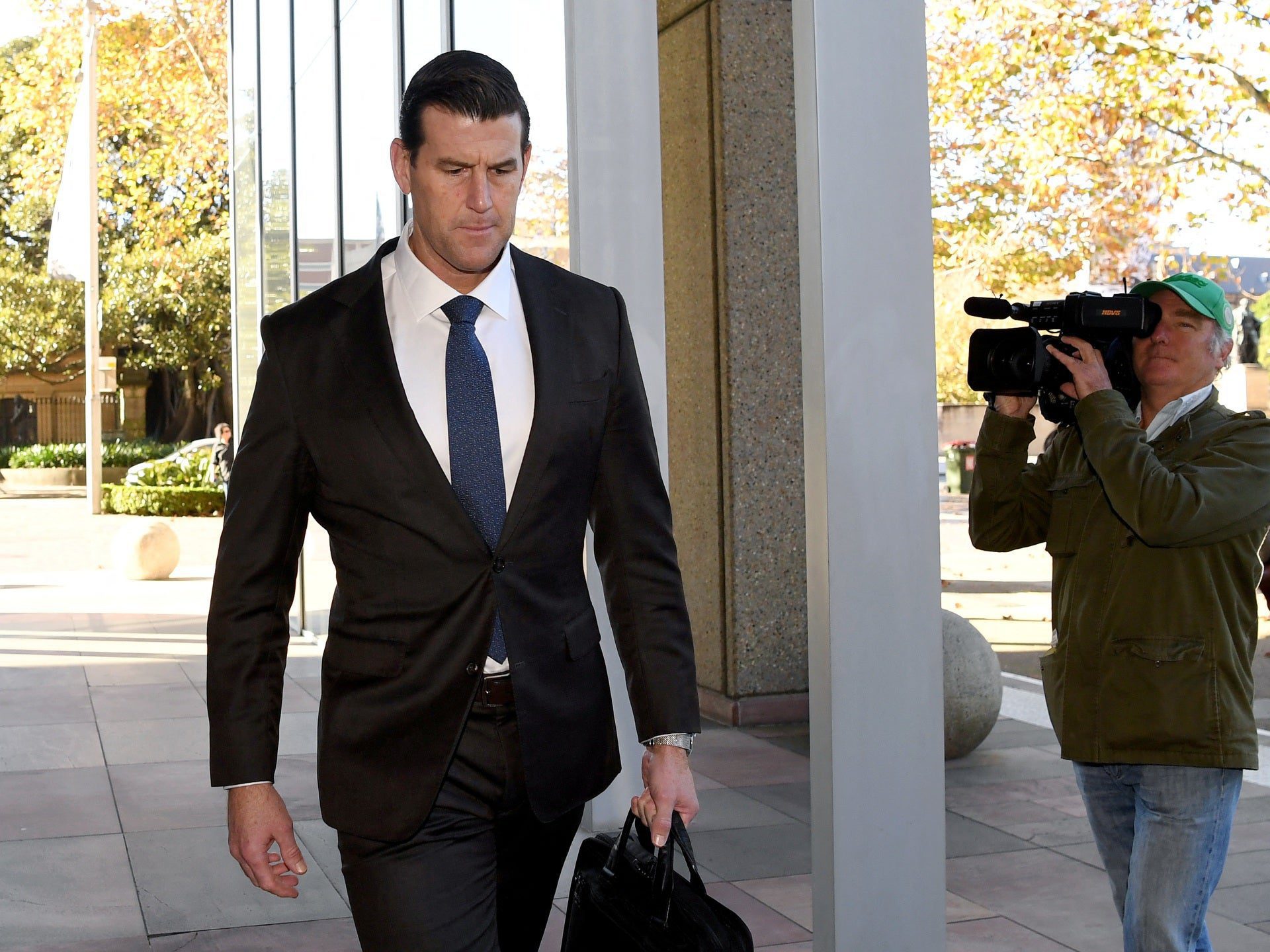 Soldado australiano Ben Roberts-Smith 'cúmplice de assassinato': juiz