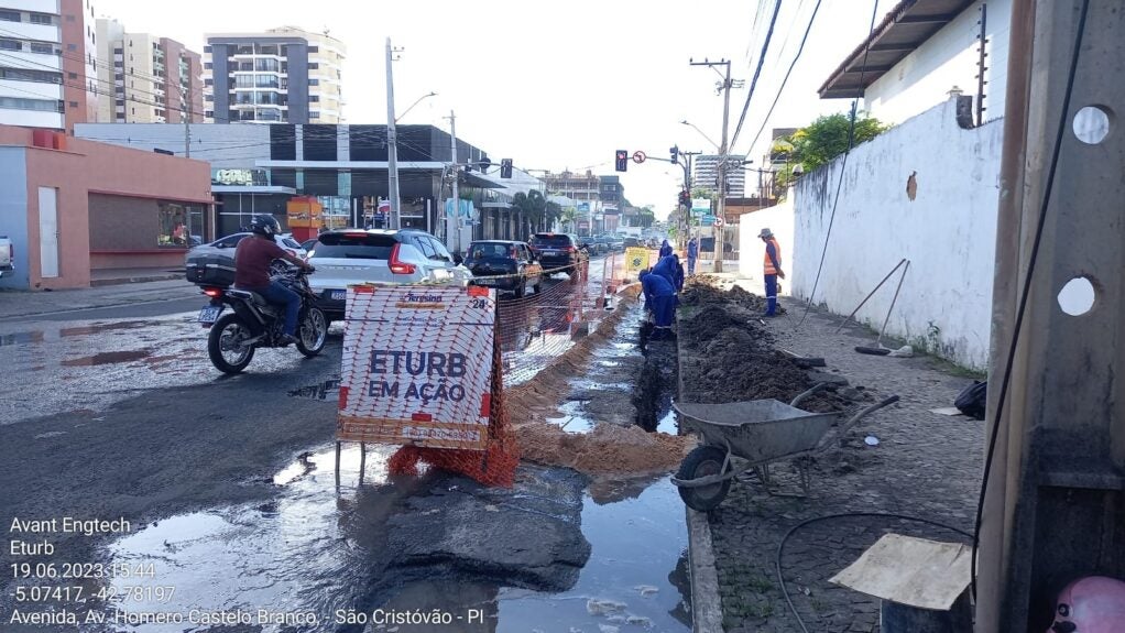 Obra de drenagem reduzirá alagamentos na Av. Homero Castelo Branco