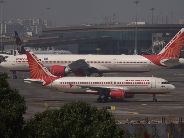 Air India enviará avião reserva para passageiros retidos na Rússia