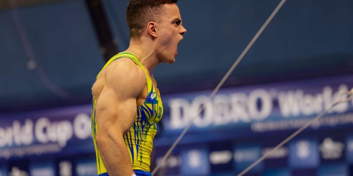 Caio Souza lidera ginástica brasileira em etapa da Copa do Mundo