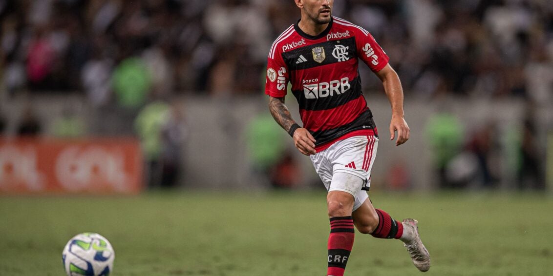 Flamengo recebe Racing no Maracanã de olho nas oitavas da Libertadores