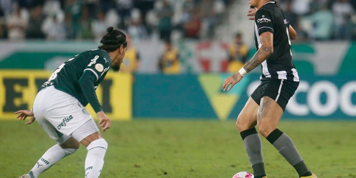 Palmeiras recebe Botafogo no grande jogo da 12ª rodada do Brasileiro