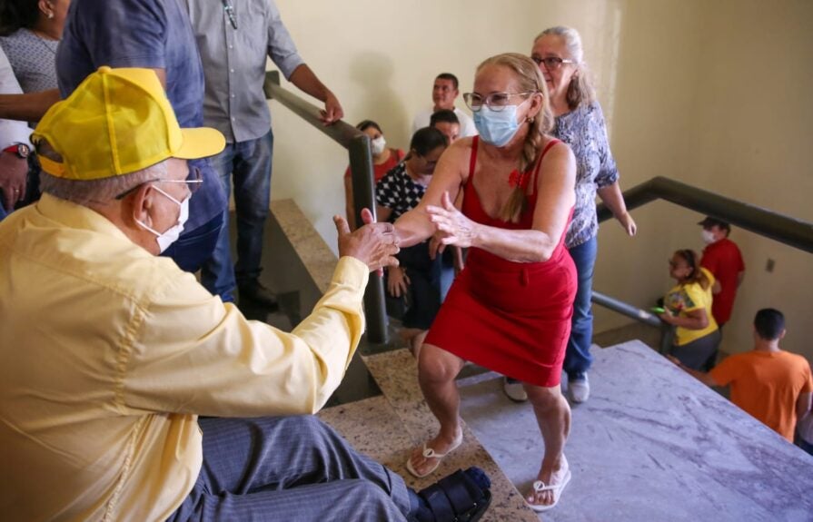 Dr. Pessoa recebe moradores do bairro Cristo Rei em mais uma edição do “Café com o Prefeito”