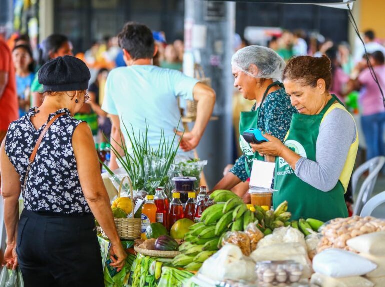 Feira Quitanda impulsiona vendas da produção de agricultores familiares de Teresina