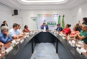 Governador recebe lideranças de Batalha e Campo Maior para definir ações prioritárias