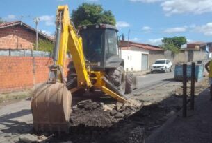 Prefeitura de Teresina recupera rua do bairro Renascença com obra de drenagem