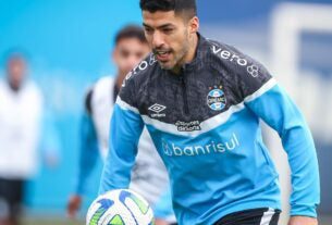 Brasileiro: Grêmio tenta frear líder Botafogo em Porto Alegre