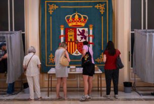 Eleição inconclusiva leva a Espanha a uma confusão política